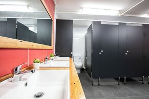 Kookaburra Ski Lodge