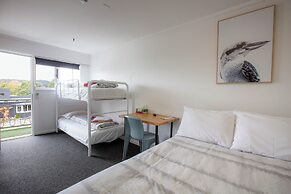 Kookaburra Ski Lodge