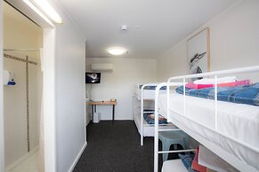 Kookaburra Ski Lodge