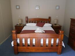 Kookaburra Ski Lodge