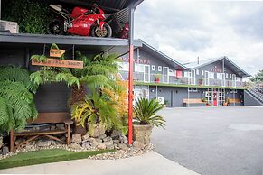 Kookaburra Ski Lodge