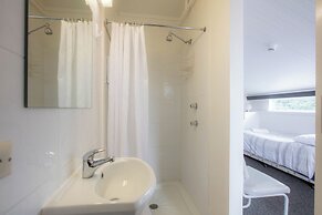 Kookaburra Ski Lodge