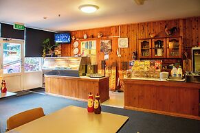 Kookaburra Ski Lodge