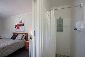 Kookaburra Ski Lodge