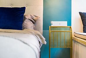 Locals Boutique Apartment Gongbei No.1