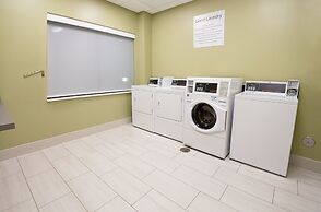Holiday Inn Express & Suites Wentzville St Louis West by IHG