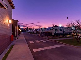 Beach Resorts Hotel KALAKAUA