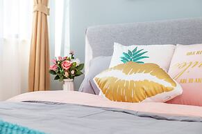 Locals Boutique Apartment Jiuzhou Port.1