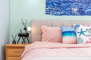 Locals Boutique Apartment Jiuzhou Port.1