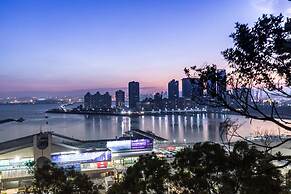 Locals Boutique Apartment Jiuzhou Port.1