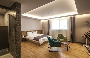 Hotel Crape Gyeongsan