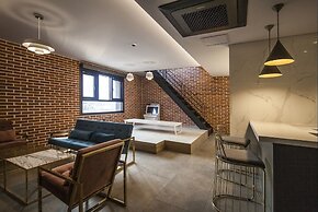 Hotel Crape Gyeongsan