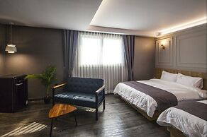 Hotel Crape Gyeongsan