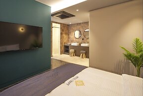 Hotel Crape Gyeongsan