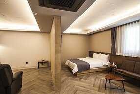 Hotel Crape Gyeongsan