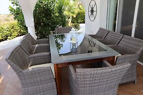 Villa Giorgina by Amy Villas