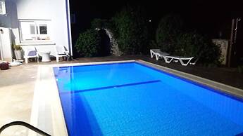 Villa Giorgina by Amy Villas