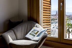 Seaview Luxury Retreat