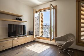 Seaview Luxury Retreat