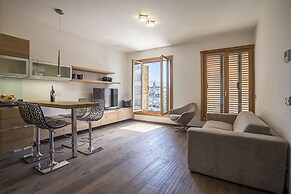 Seaview Luxury Retreat