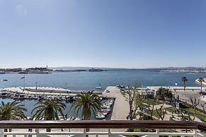 Seaview Luxury Retreat