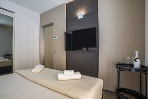 Seaview Luxury Retreat