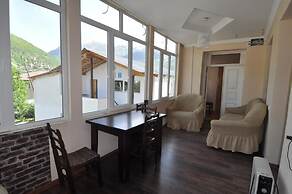 Manoni's Guesthouse