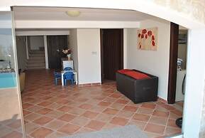 Villa Goodens by Amy Villas