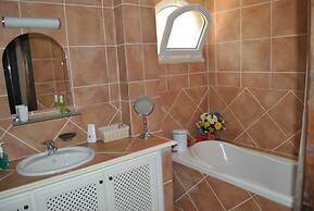 Villa Goodens by Amy Villas