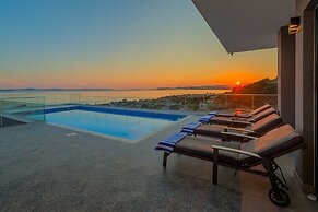 Villa Luna Podstrana