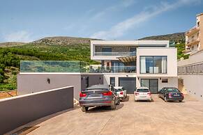 Villa Luna Podstrana