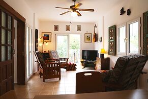 Villa Jasmine by Amy Villas