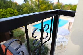 Villa Jasmine by Amy Villas