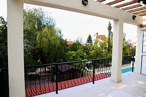 Villa Jasmine by Amy Villas