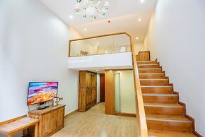 Qingcheng Sunrise Sailing Hotel