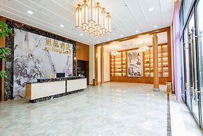 Qingcheng Sunrise Sailing Hotel