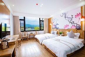 Qingcheng Sunrise Sailing Hotel