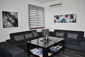 Villa Juliet by Amy Villas