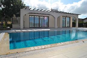 Villa Juliet by Amy Villas