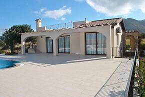 Villa Juliet by Amy Villas