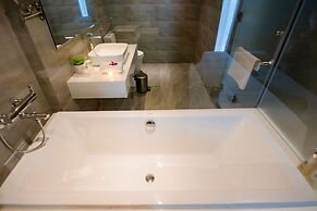 Grand Ocean Luxury Boutique