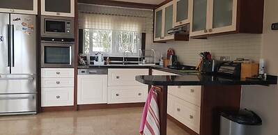 Villa Katophia by Amy Villas