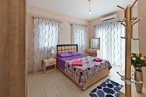 Villa Lagoon by Amy Villas