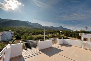 Villa Lagoon by Amy Villas