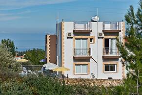 Villa Lagoon by Amy Villas