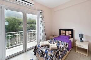 Villa Lagoon by Amy Villas