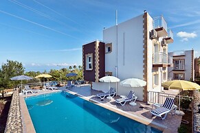 Villa Lagoon by Amy Villas