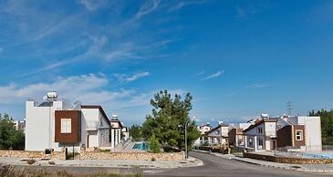 Villa Lagoon by Amy Villas