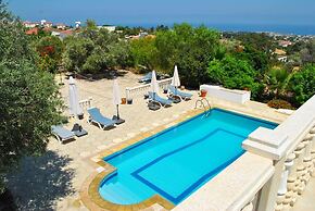 Villa Layla by Amy Villas