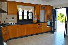 Villa Layla by Amy Villas